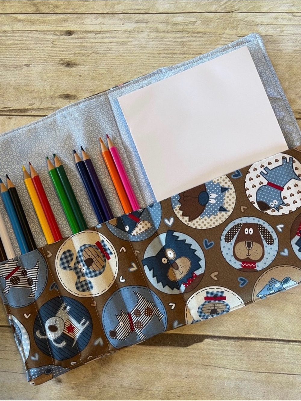 Calico Dogs Art Portfolio: Kids Travel Colored Pencil Set - Gift for Artists